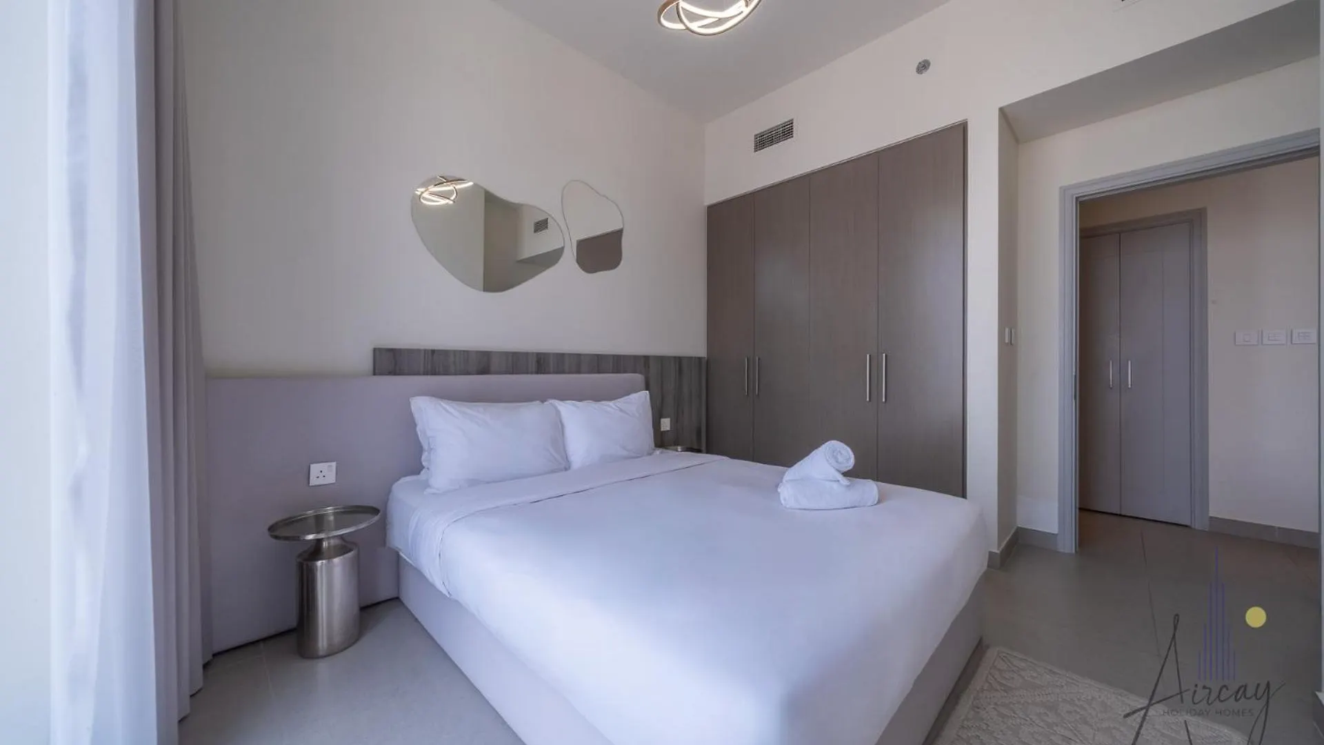 Sky-High Downtown 1Br Steps From Burj Khalifa Apartment Dubai