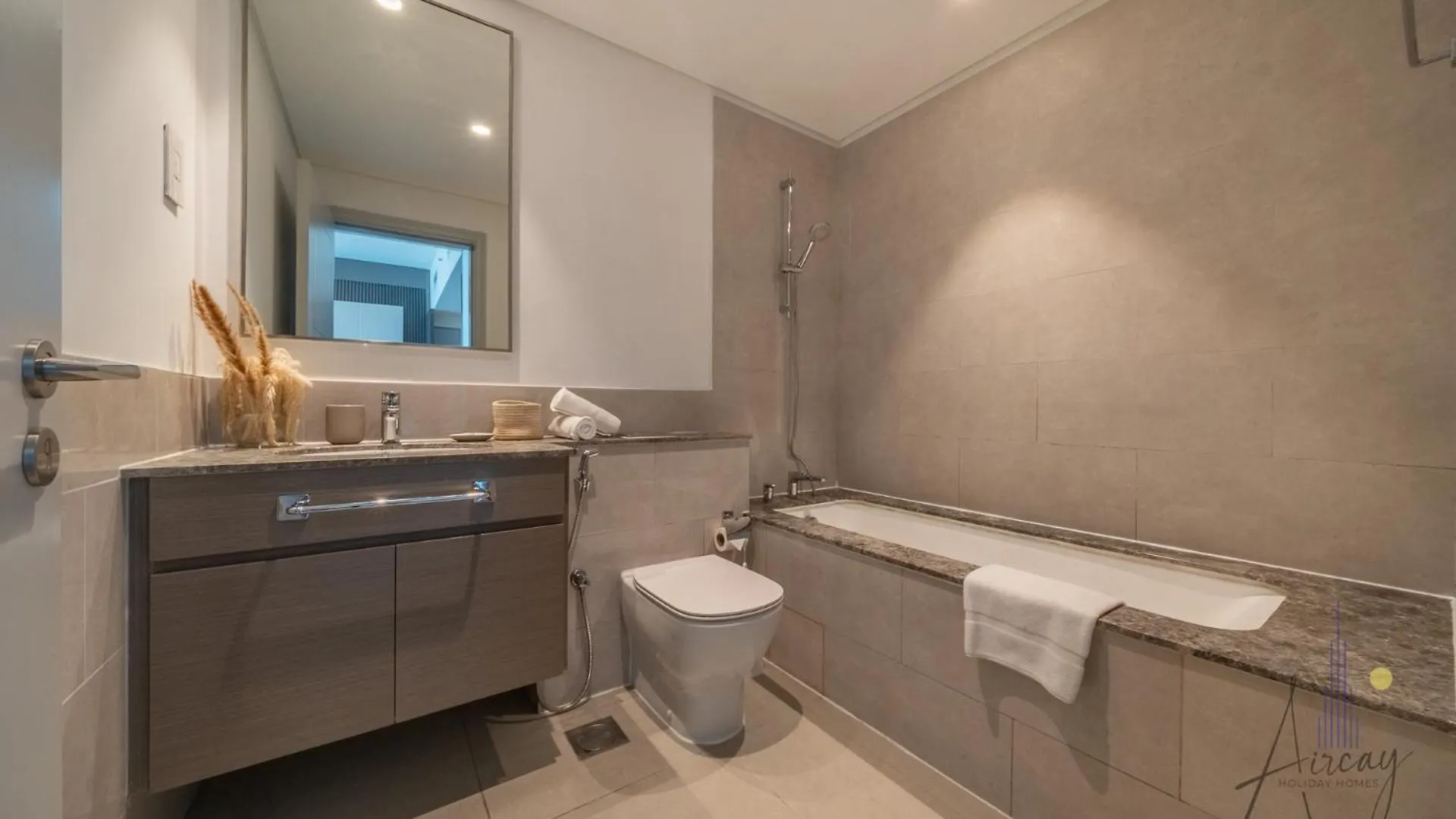 Sky-High Downtown 1Br Steps From Burj Khalifa Apartment Dubai